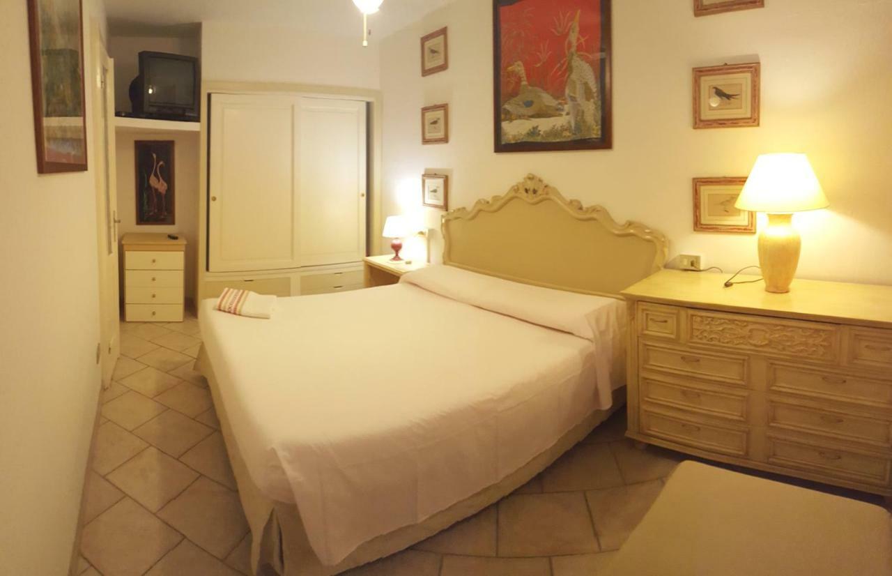 Apartmán Taverna Derosas Golfo Aranci Exteriér fotografie