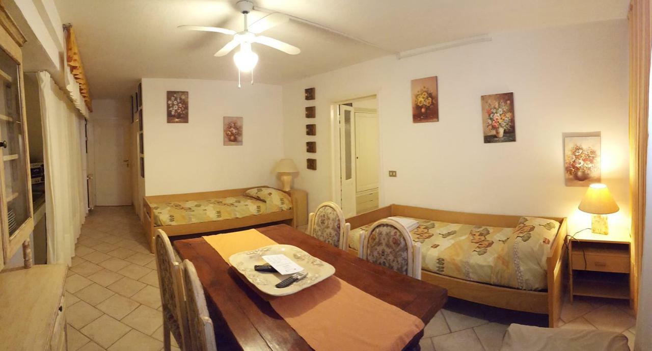 Apartmán Taverna Derosas Golfo Aranci Exteriér fotografie